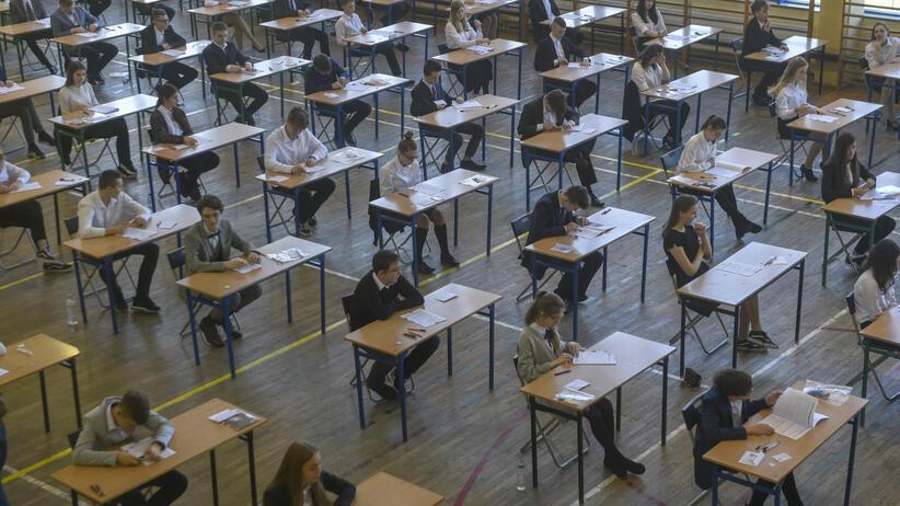 Egzamin ósmoklasisty. Wiemy, jak wypadły nasze szkoły