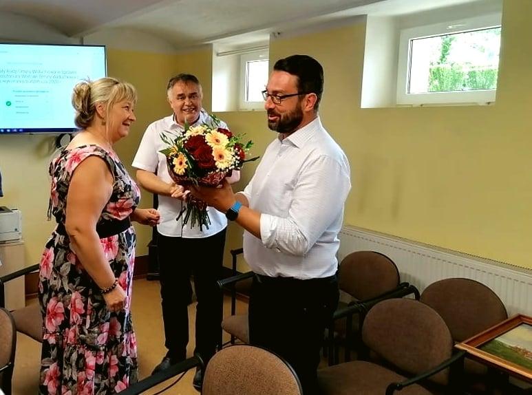 Wójt Widuchowej z absolutorium i votum zaufania