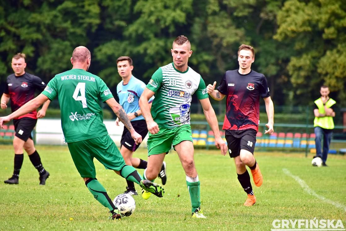 Gra A-klasa. Wicher mierzy się z Czarnymi [ROZKŁAD JAZDY]