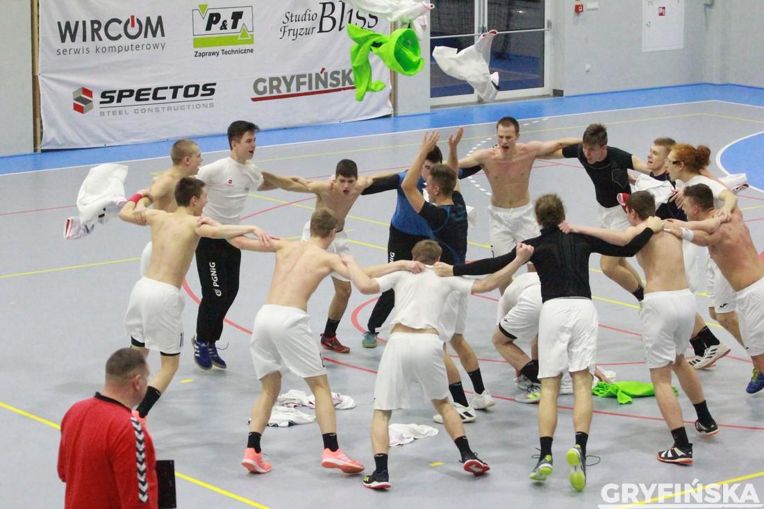 Juniorzy z Kwidzyna ograli ospały KPR