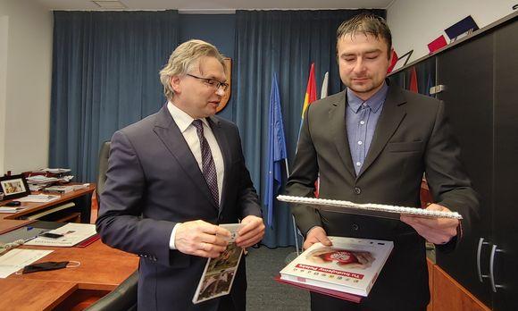 Krzysztof Pezda społecznym opiekunem zabytków w powiecie gryfińskim