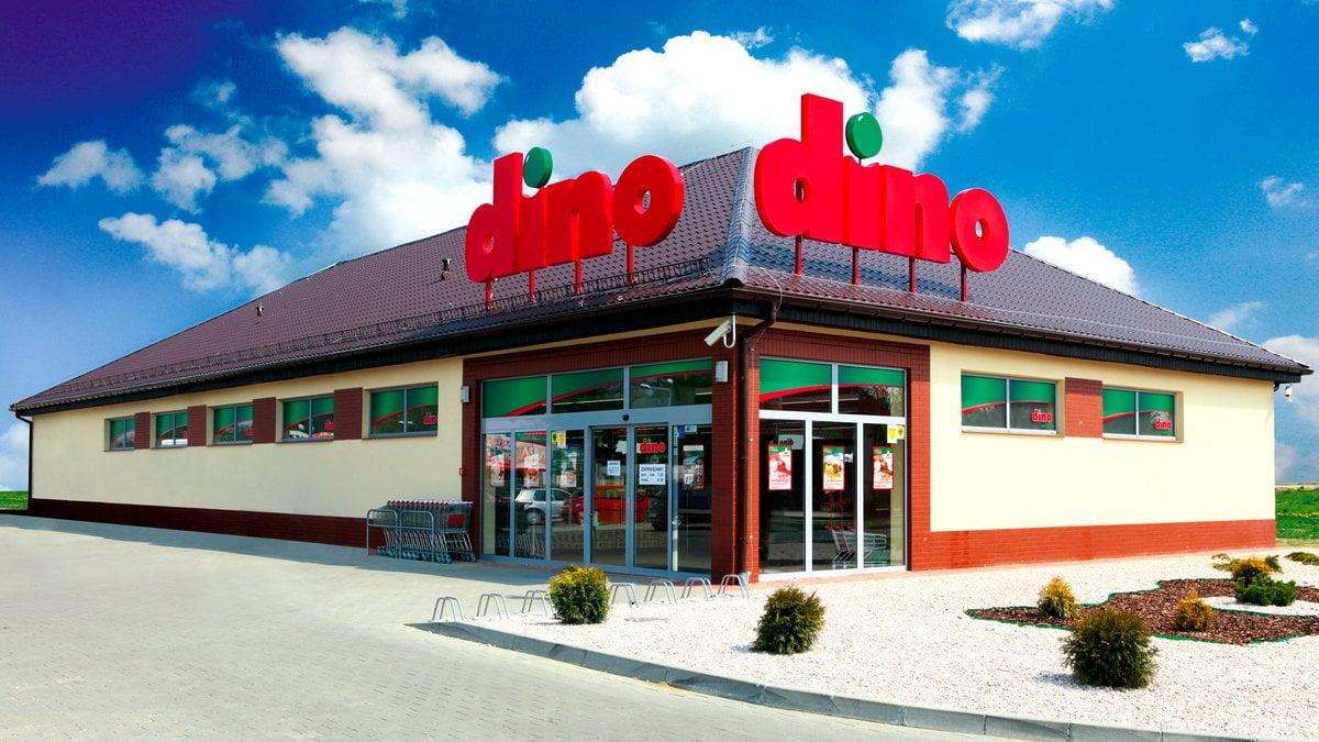 Obywatelskie zatrzymanie pijanej kobiety pod Dino!
