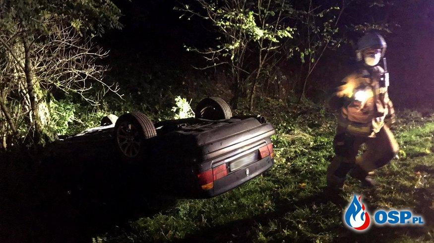 Stracił panowanie nad BMW i dachował