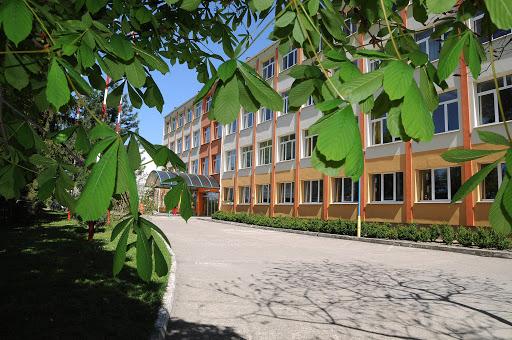 Kolejne przypadki koronawirusa w szkole. Dziesięć następnych klas na kwarantannie