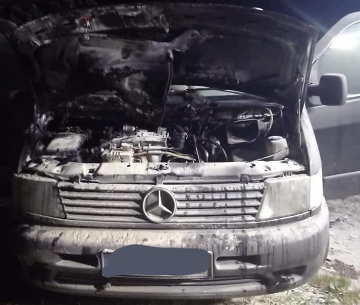 W poniedziałek spłonął Mercedes