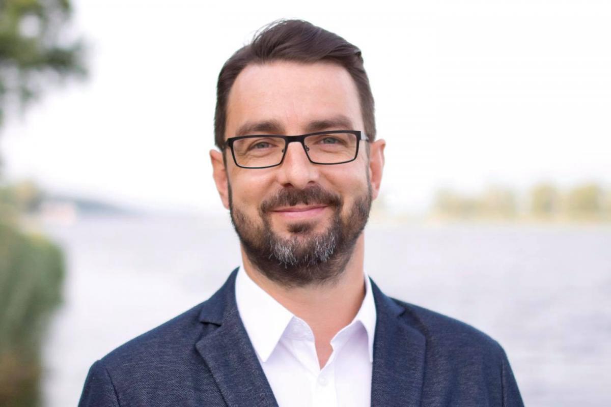 Dyrektor szkoły chce być wójtem