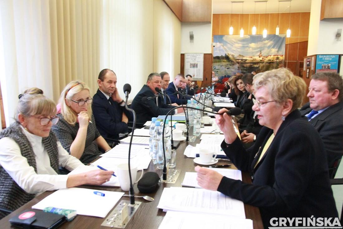 Gorąco w radzie. Przewodniczący nie chce pokazać projektu uchwał