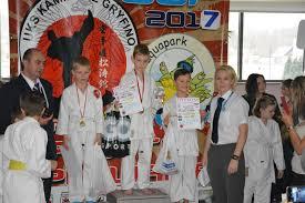 Co z karate, strzelectwem i koszykówką?