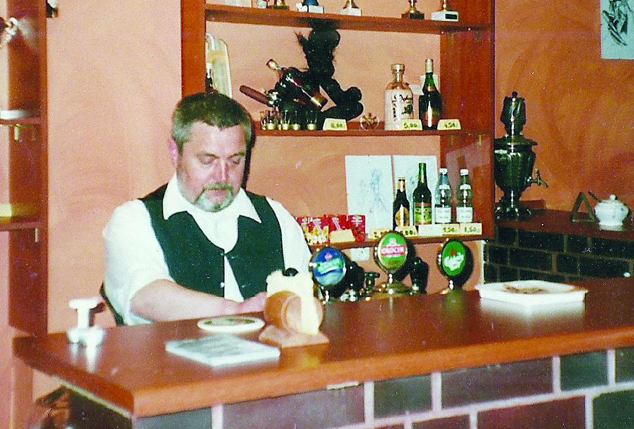 Andrzej Suszek przeszedł na emeryturę i wspomina działalność swojego lokalu