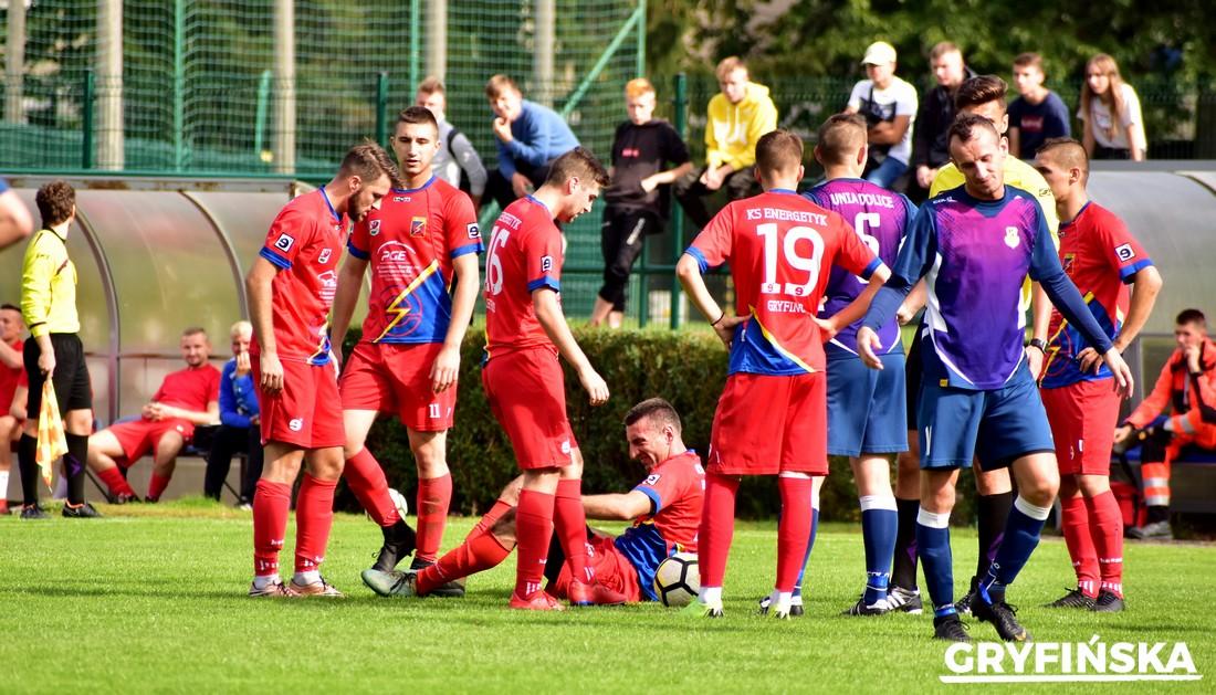 Łabędź Widuchowa podejmie Czarnych Fiege Lubanowo [ROZKŁAD JAZDY]