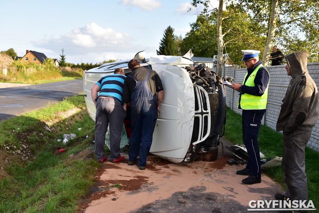 Chciał pojeździć Dodgem – trafił do szpitala
