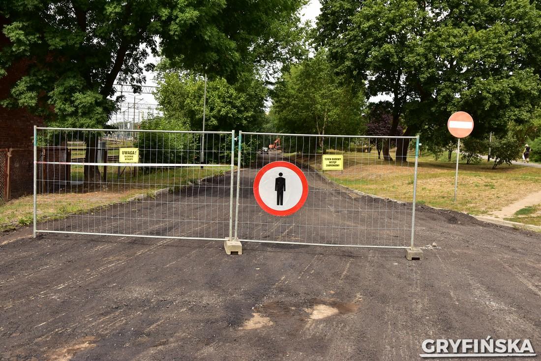 Rozkopali ul. Kolejową. To pierwsza inwestycja w ramach SKM
