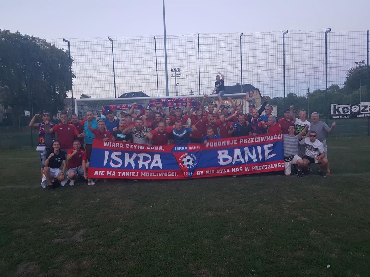 Dwanaście lat i ani dnia dłużej! Iskra w okręgówce!