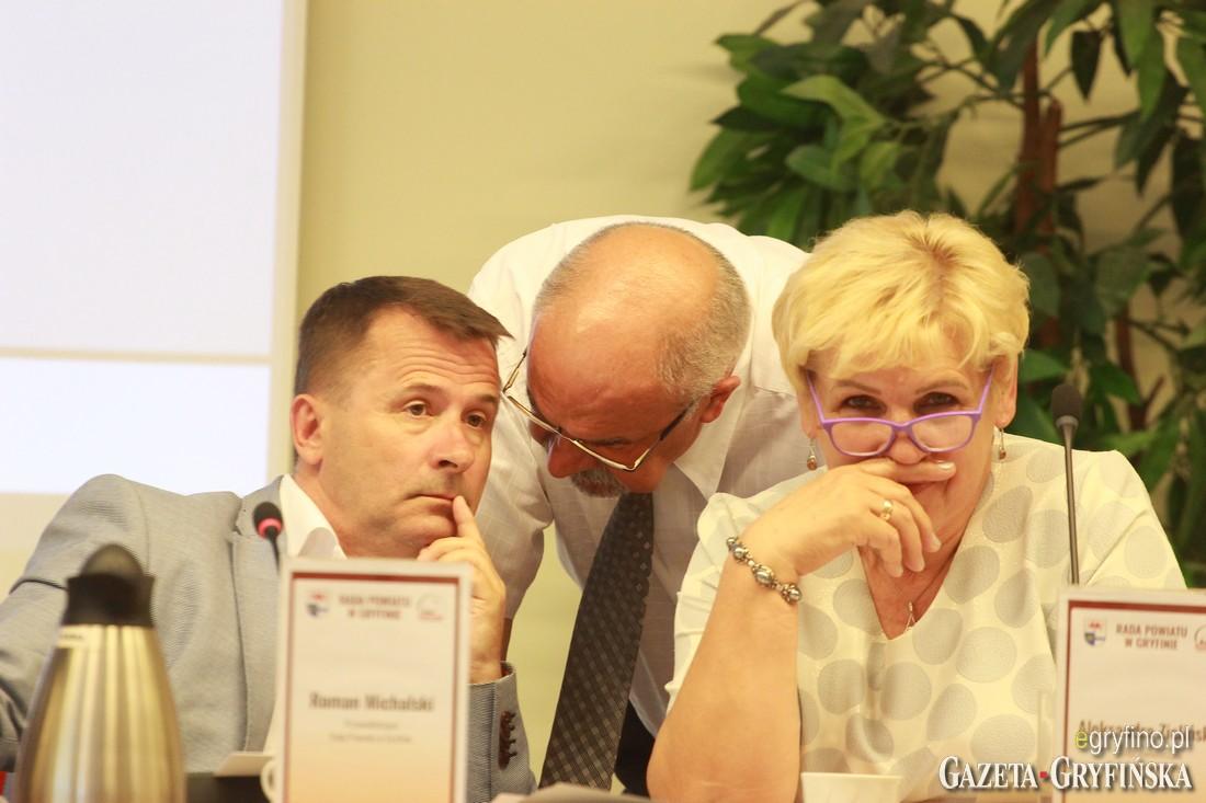 Zarząd Powiatu z abolutorium [GALERIA]