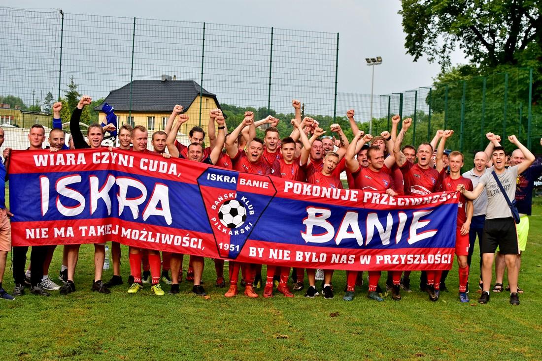 Wiara czyni cuda ! Iskra pokonała Łabędzia [GALERIA]