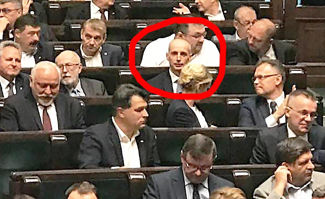Rafał Mucha już w poselskiej ławie!
