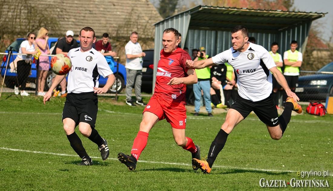 Derby dla Czarnych Fiege Lubanowo [GALERIA]