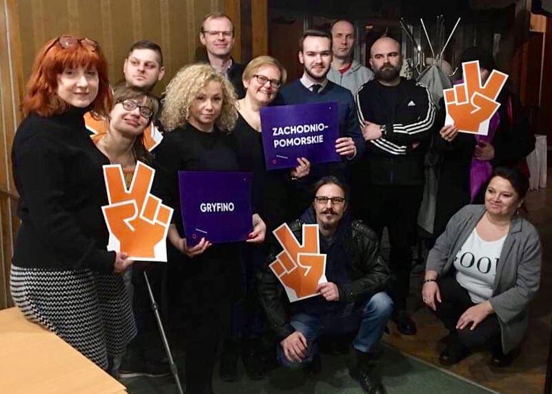 Wiosna Biedronia rozkwita w Gryfinie