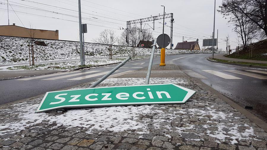 Wszedł na ręcznym?