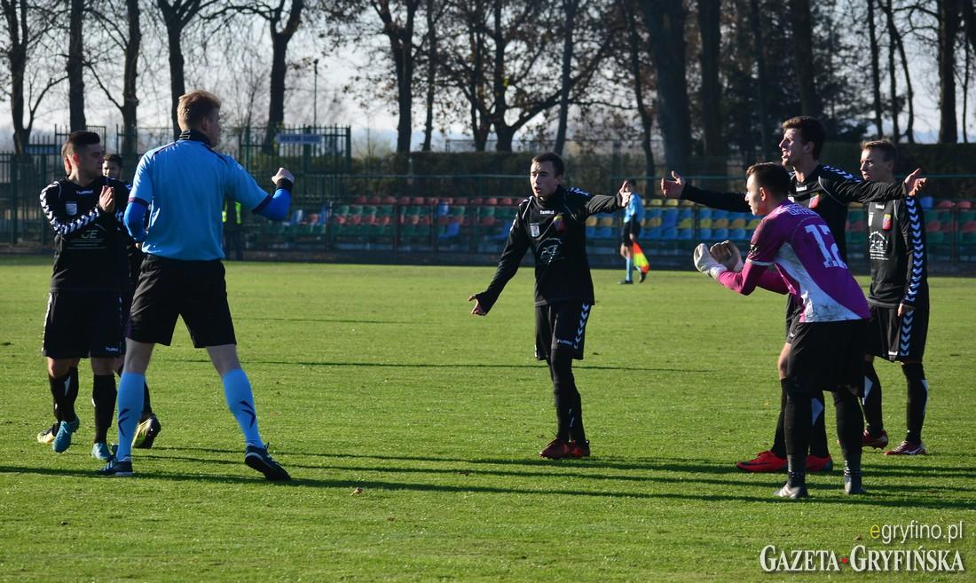 Emocje i dramaturgia w Gryfinie. Energetyk Gryfino - Ina Ińsko 3:4 [GALERIA]