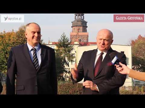 Kolejny gość z ministerstwa. Tym razem wizytowana była budowa hali sportowej [VIDEO]