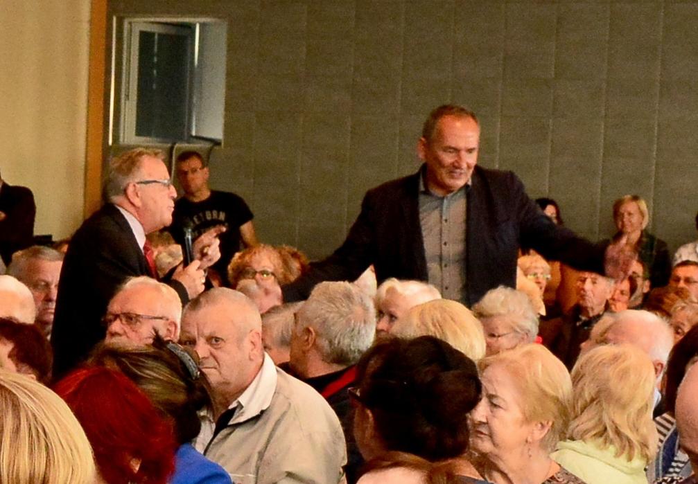 W. Borowiak: Okoliczności zawarcia tej umowy muszą być wyjaśnione
