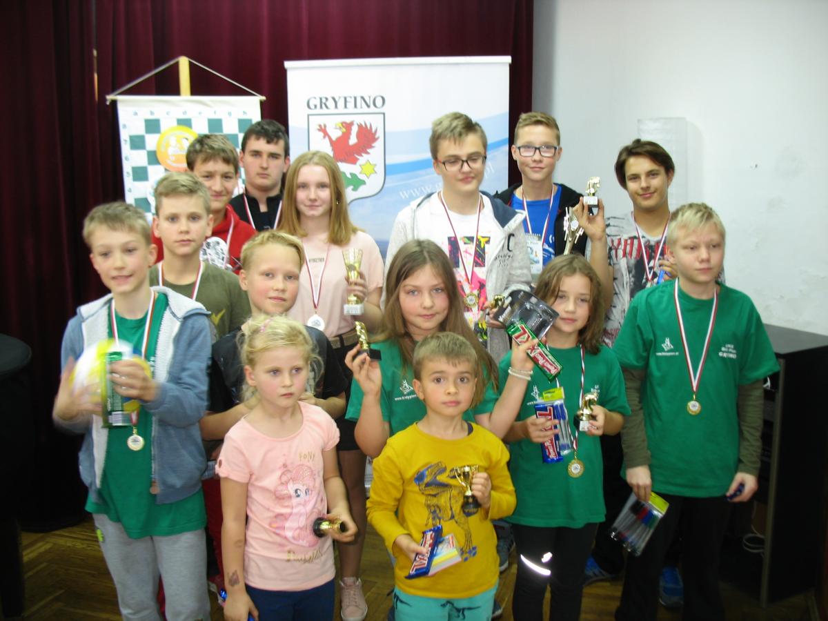 Szachy. Nikodem wygrał bez żadnej porażki