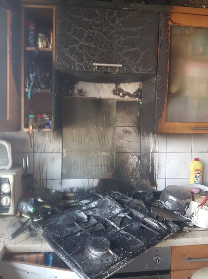 Pożar przy ul. Piastów. Wszystko zaczęło się od frytek…
