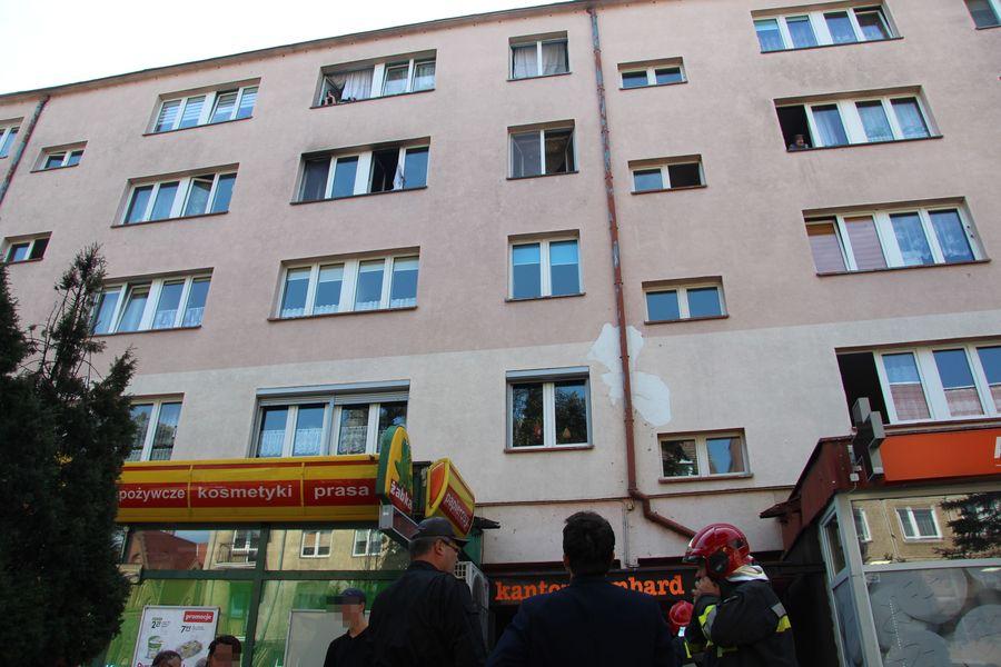 Pożar w bloku przy ul. Piastów [GALERIA]