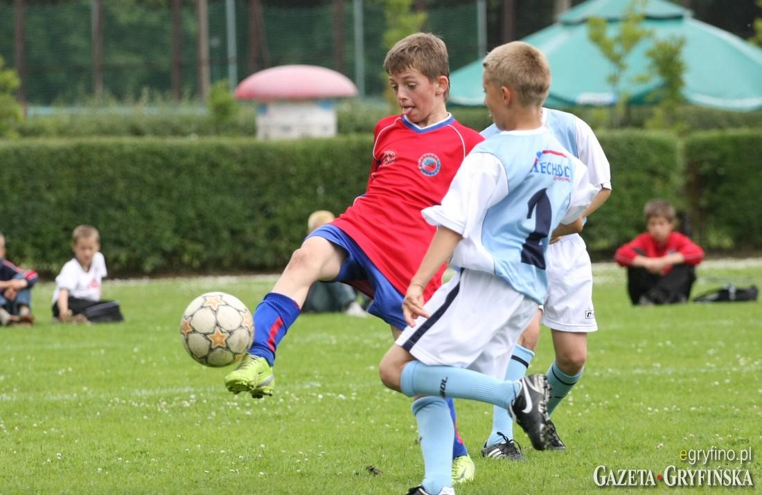 Gdzie warto zapisać swoje dziecko na piłkę nożną?