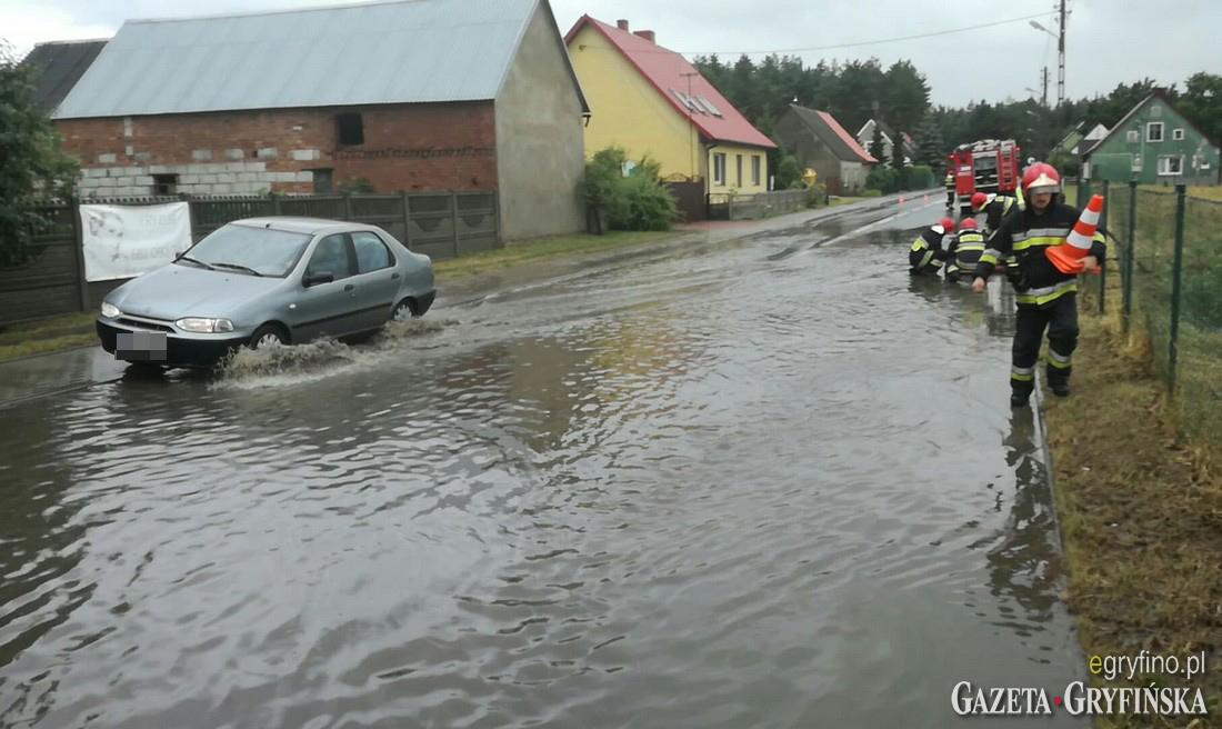 Kronika Strażacka: Walczyli z ulewami