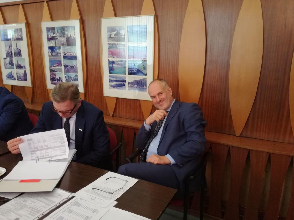 Tylko Guga był przeciwko Sawarynowi. Burmistrz z absolutorium