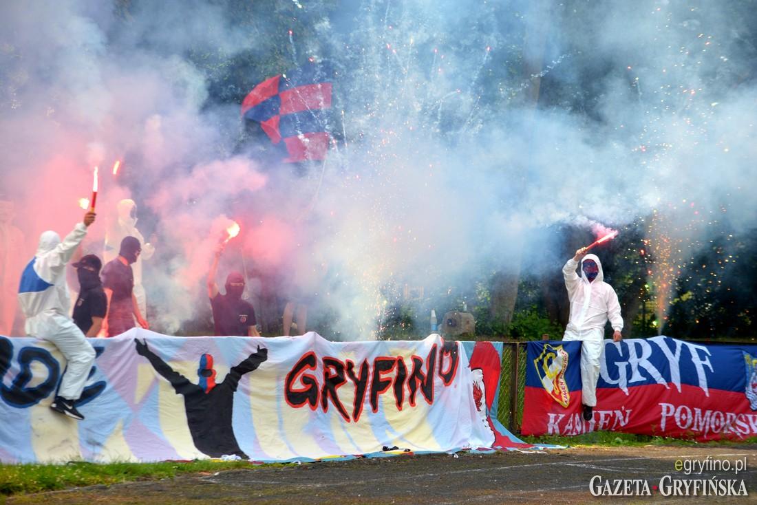 15:0 [GALERIA]