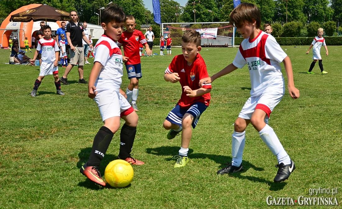 XXVI Międzynarodowy Festiwal Piłki Nożnej w Gryfinie. Dzień 2.  [GALERIA]