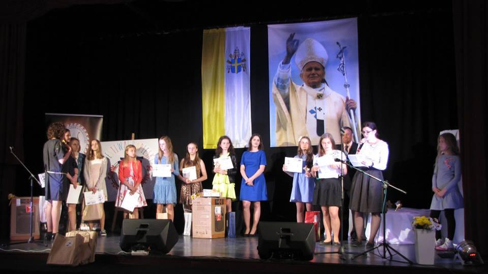 Festiwal Papieski im. Jana Pawła II TOTUS TUUS, czyli w Baniach na krajowym poziomie