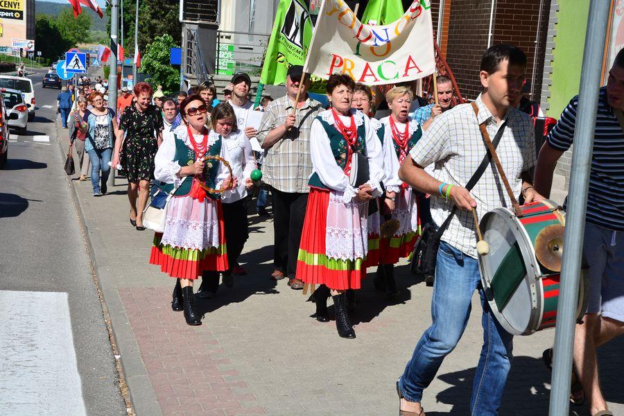 Korowód godności przeszedł ulicami Gryfina [GALERIA]