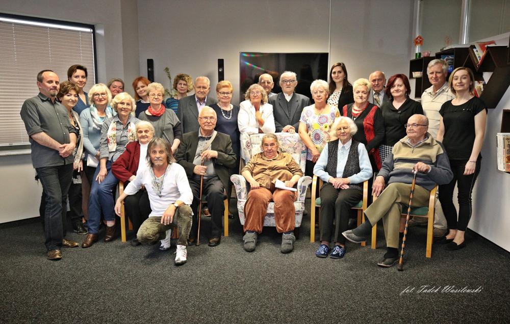 Wielu gości u seniorów z okazji dnia otwartego z chorobą Alzheimera [GALERIA]