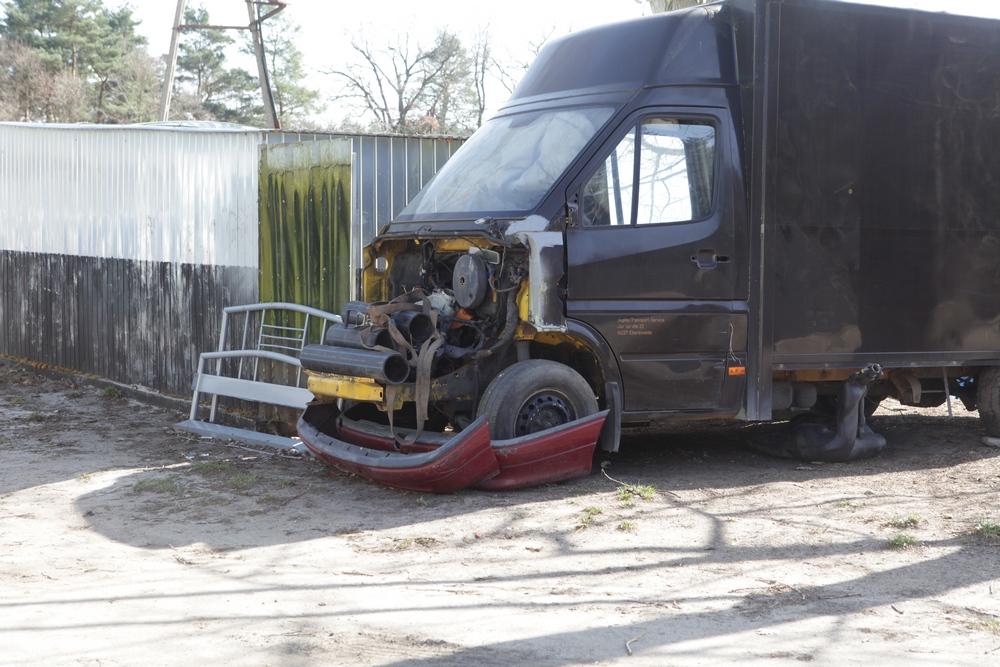 Monument motoryzacji przy pomniku przyrody?