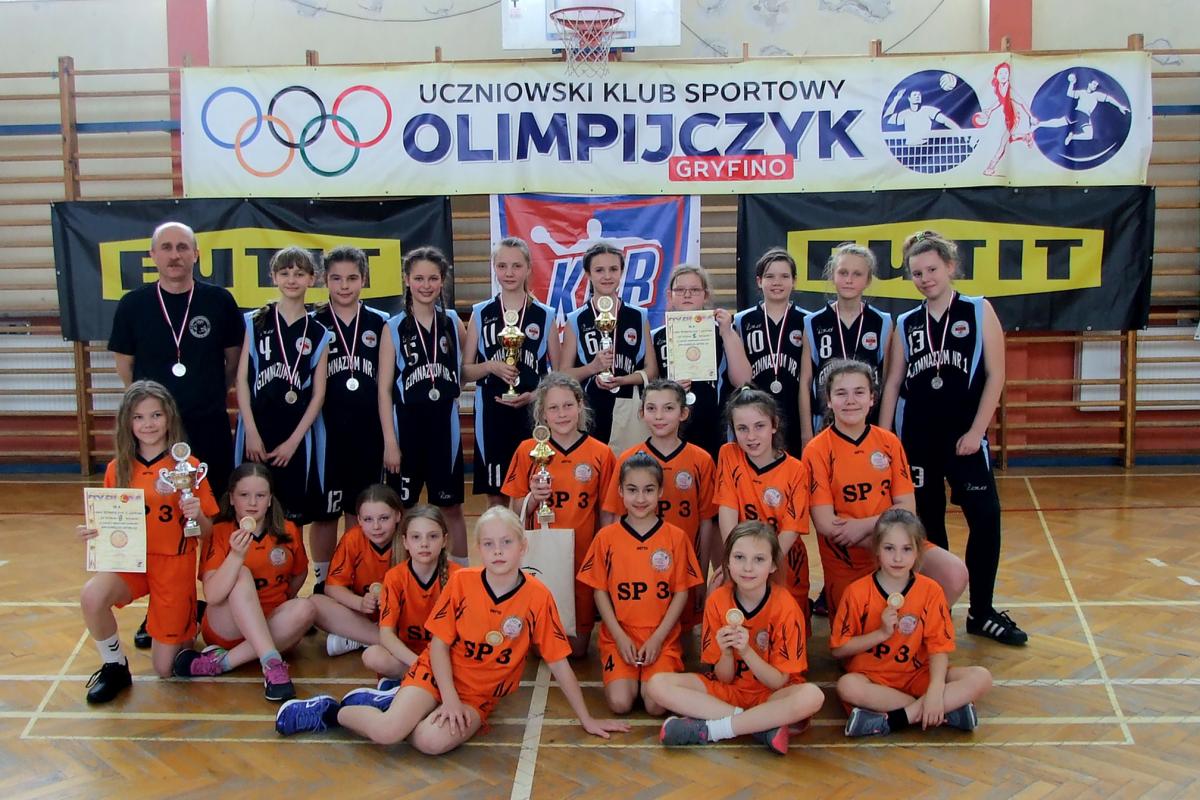 Srebro w Turnieju Mini Koszykówki Dziewcząt „Mini-Olimpijczyk Cup”