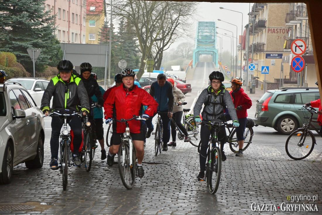 Ruszył 1. rajd XXIV cyklu rajdów rowerowych  [GALERIA]