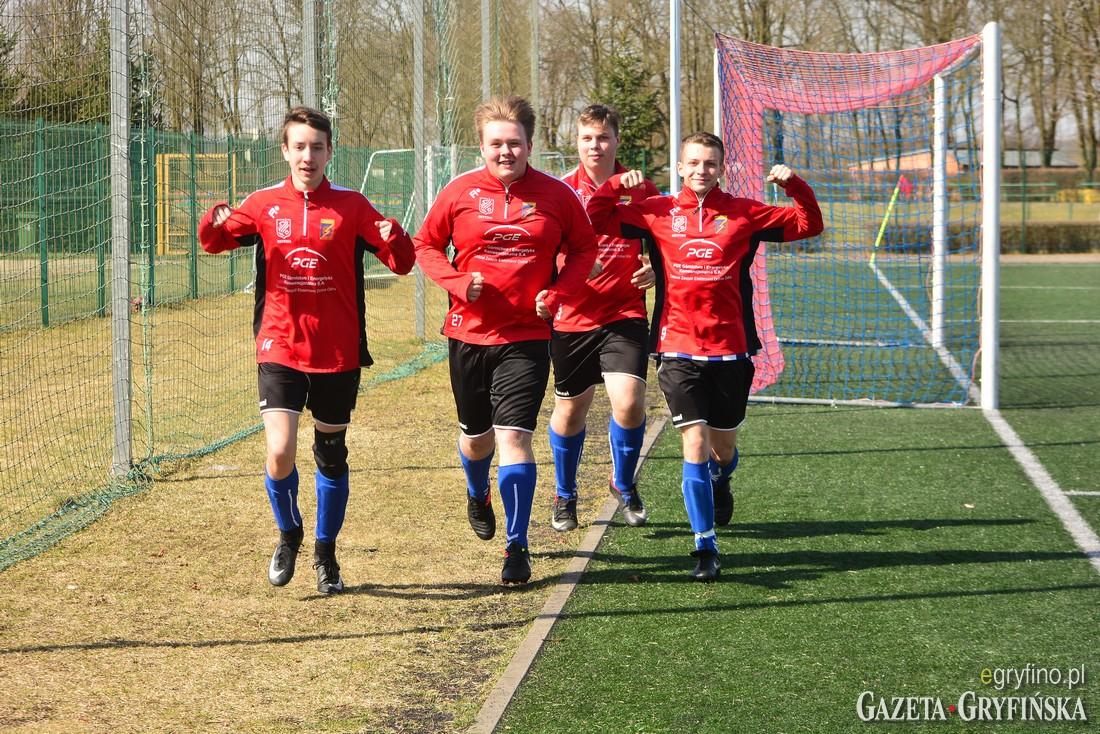 Wygrany mecz juniorów starszych Energetyka Gryfino  [GALERIA]