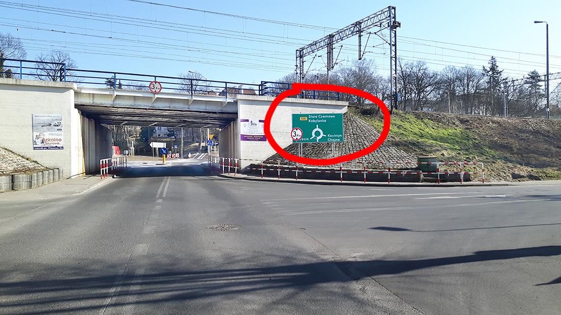 Znak przed znakiem