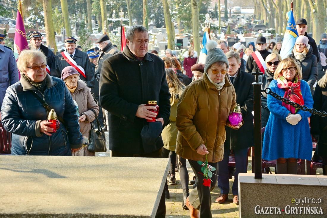 W Gryfinie upamiętniono 78. rocznicę masowej deportacji Polaków na Sybir [GALERIA]