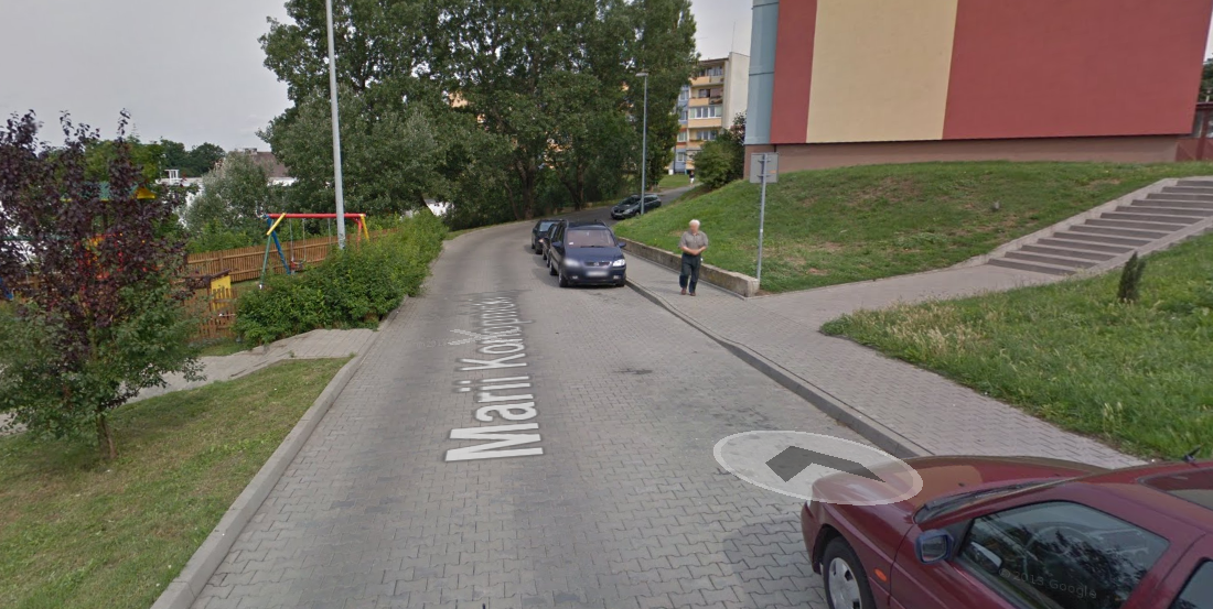 Niebezpieczne przejście przy placu zabaw