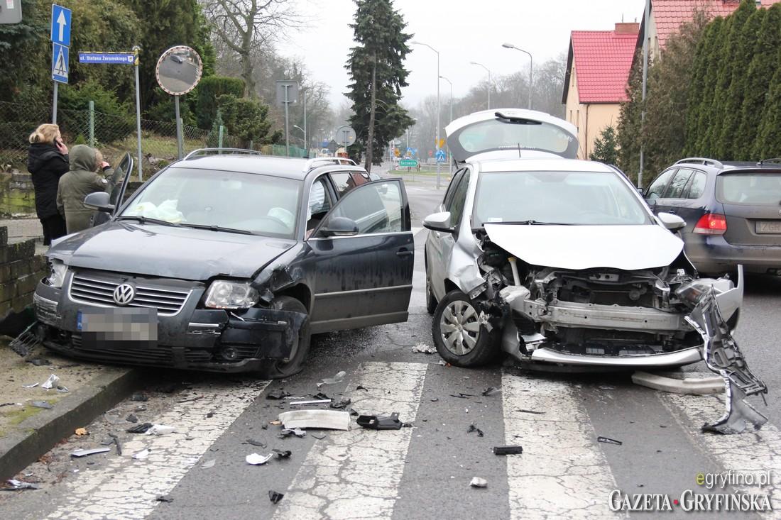 To już tradycja. Kolejna stłuczka na Sienkiewicza [GALERIA]