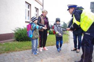 Z odblaskiem będziemy bezpieczniejsi