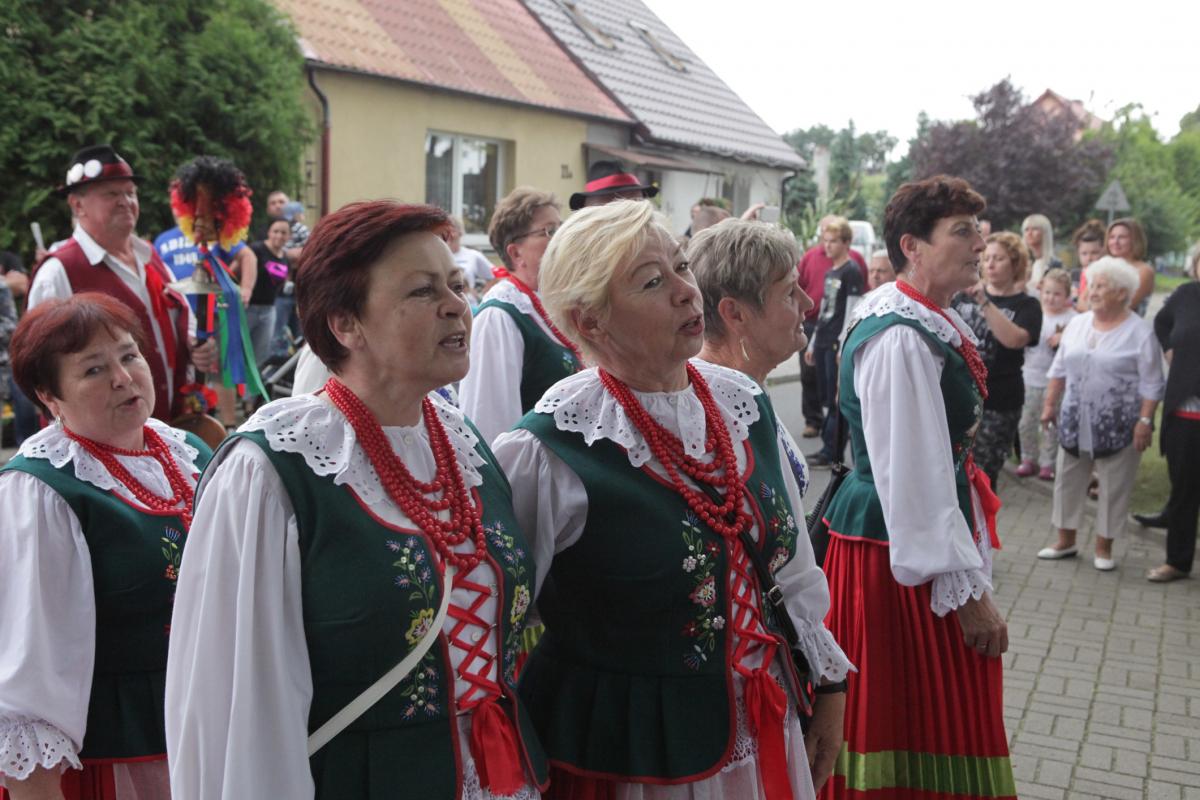 Mielenko z najpiękniejszym wieńcem dożynkowym