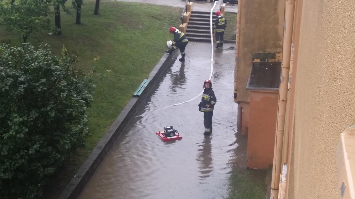 Kolejny raz zalało Adama Asnyka. Gryfino nie radzi sobie z deszczem