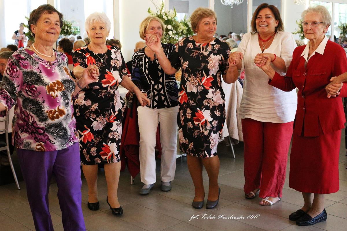 Seniorzy seniorom międzynarodowo składali życzenia