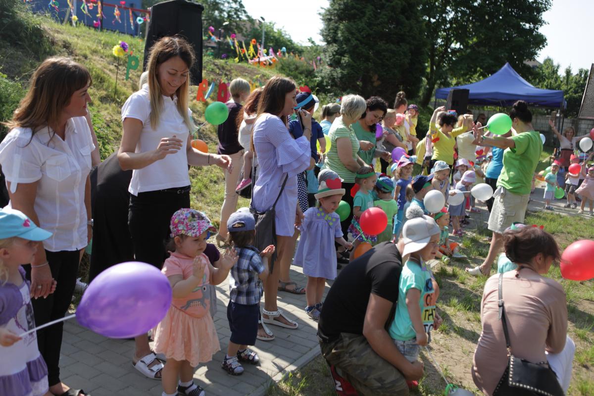 Pierwszy piknik rodzinny w nowym żłobku